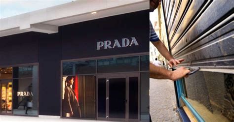 prada chiude gli outlet|prada outlet near me.